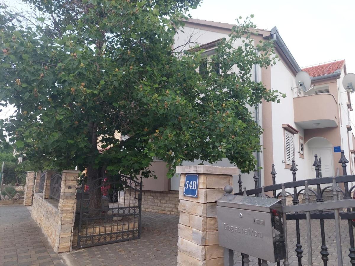 Apartments "Jope I Toni" บีโอกราดนาโมรู ภายนอก รูปภาพ